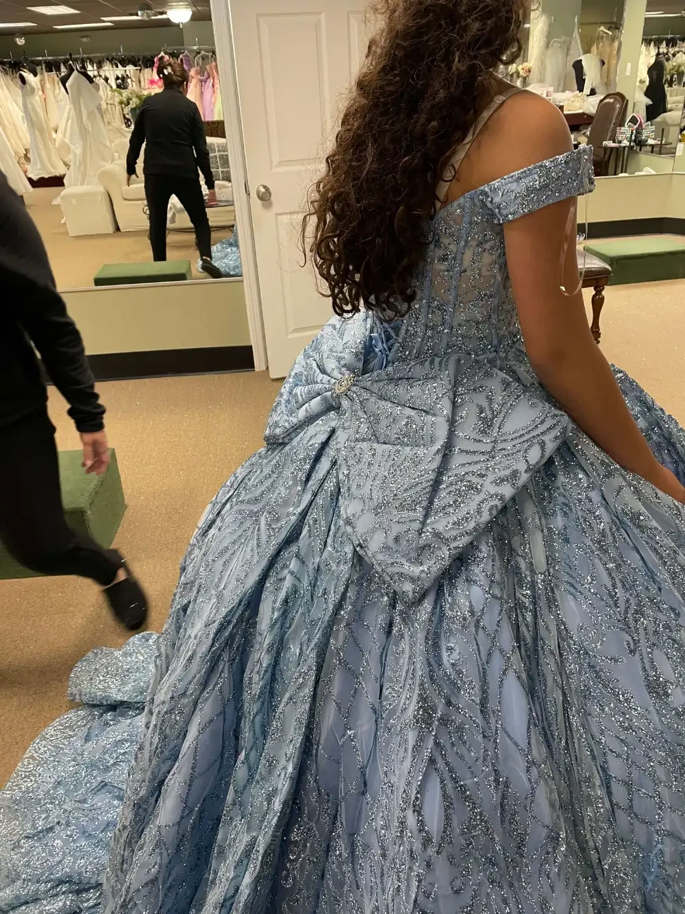 Gallery Image #slidesGrid23