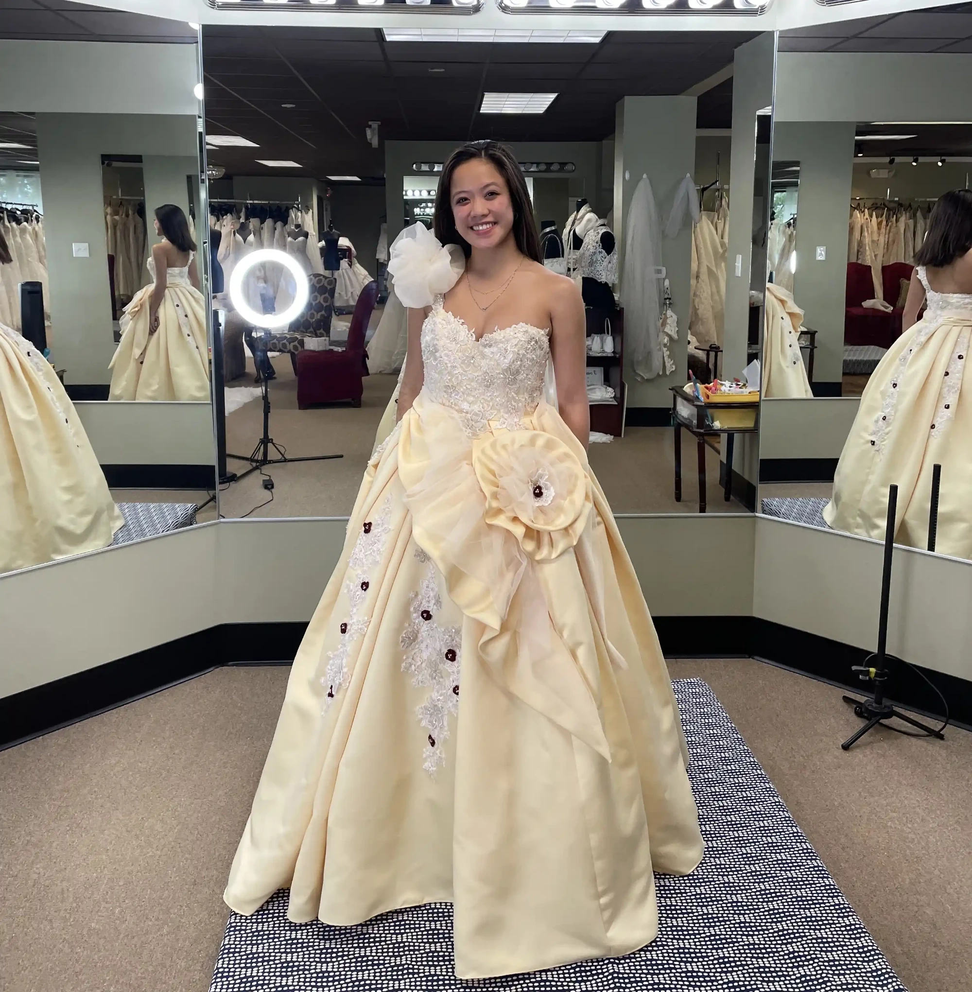 Gallery Image #slidesGrid8