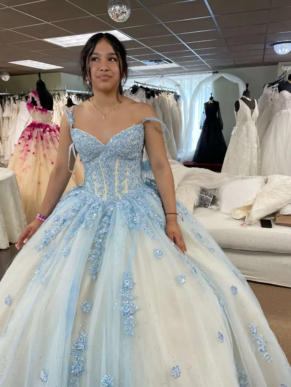 Gallery Image #slidesGrid14