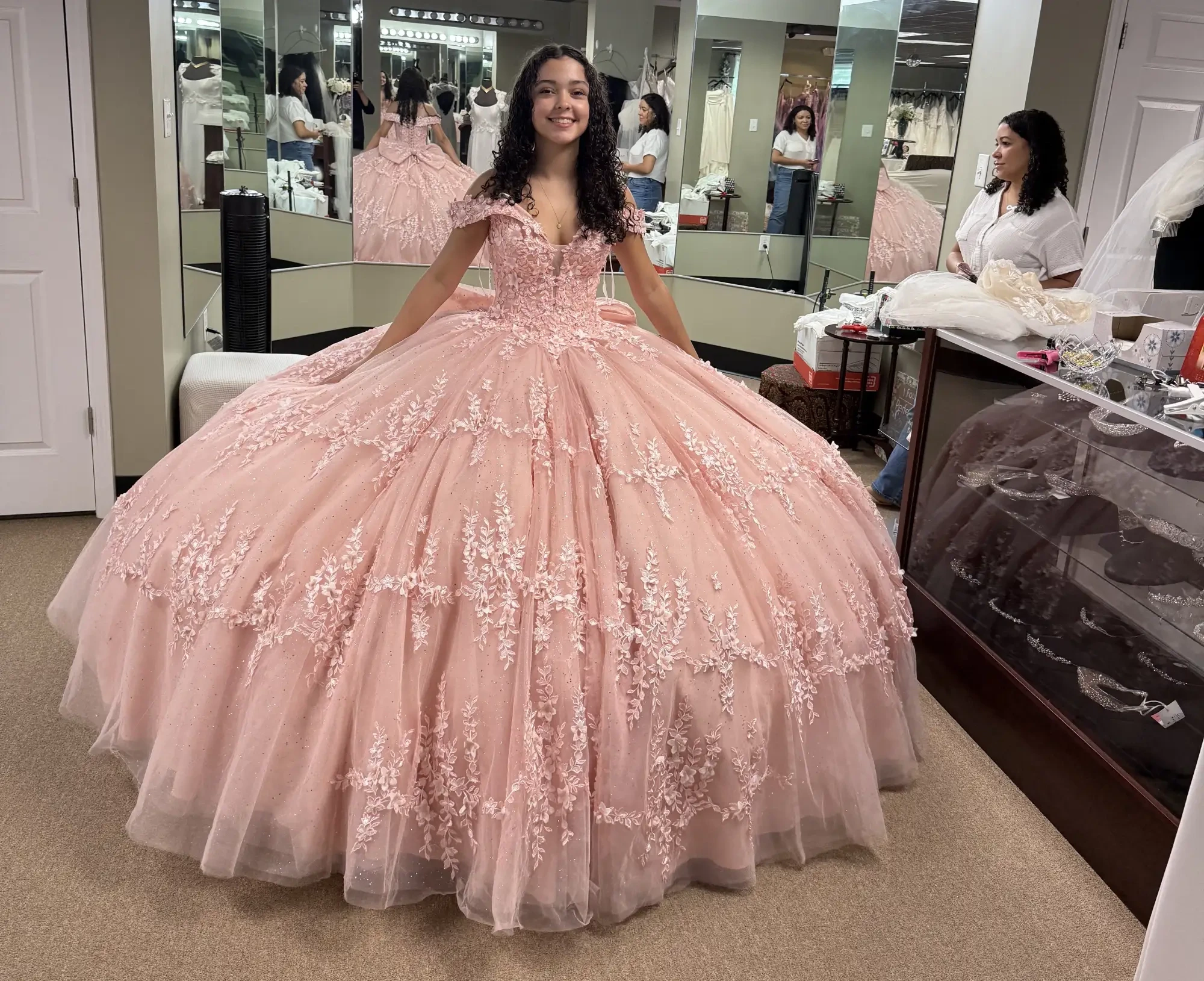 Gallery Image #slidesGrid13