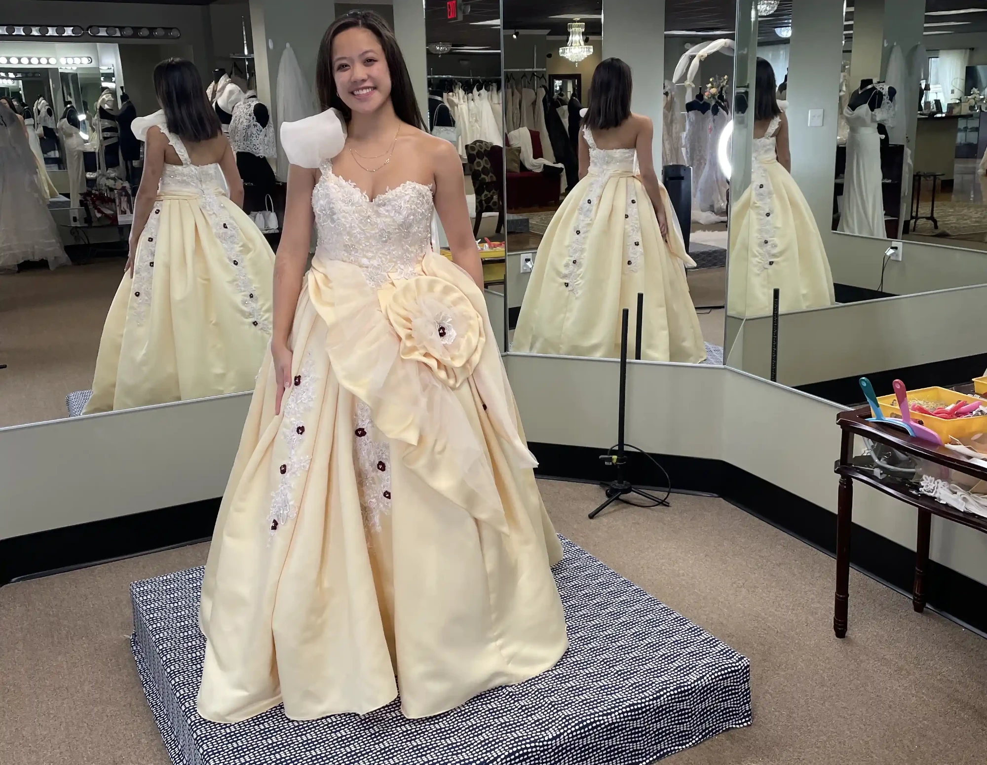 Gallery Image #slidesGrid9